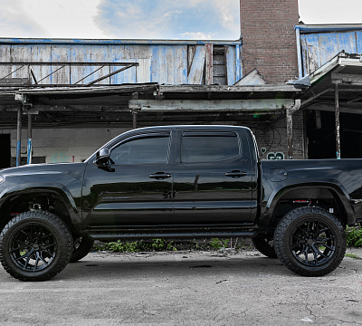 Фото дисков Vossen HF6-4 на Toyota Tacoma III