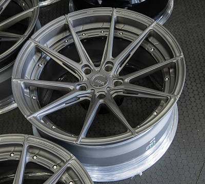 ADV.1 ADV5.2 M.V2 Advanced Series