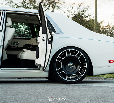 Фото дисков Anrky RF-277 на Rolls-Royce Phantom