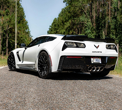 Фото дисков Vossen HF-2 на Chevrolet Corvette C7
