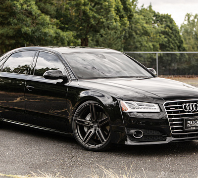 Фото дисков Vossen HF-1 на Audi A/S 8 (D4)