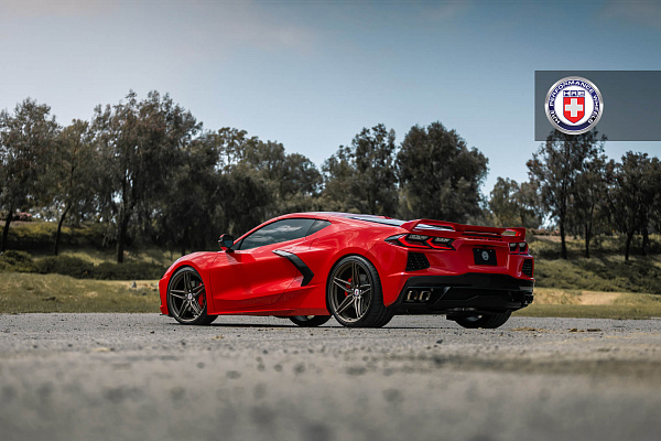 Фото дисков HRE P107SC Сатиновая бронза на Chevrolet Corvette C8