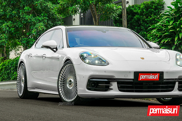 Фото дисков Vossen S17-16 Глянцевый лак на Porsche Panamera II
