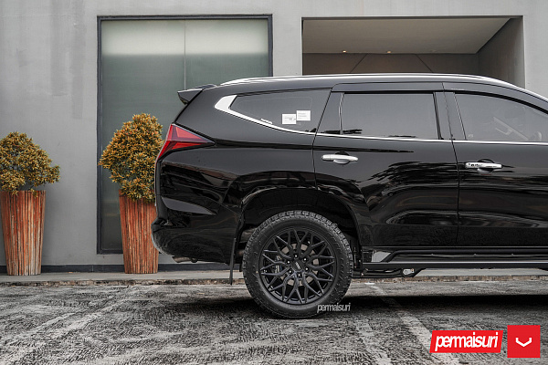 Фото дисков Vossen HF6-3 Черный сатин на Mitsubishi Pajero Sport III
