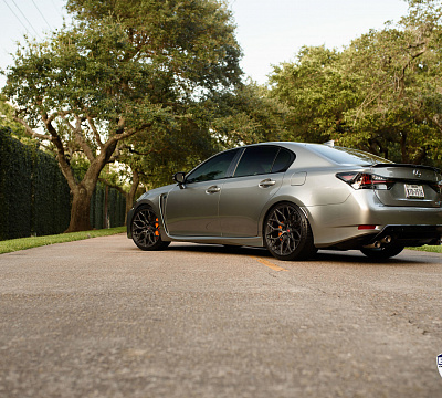 Фото дисков Vossen S17-01 на Lexus GS IV
