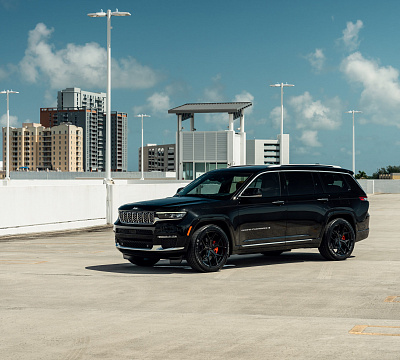 Фото дисков Vossen HF-5 на Jeep Grand Cherokee V