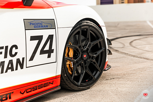 Фото дисков Vossen EVO-4R Черный сатин на Audi R8 (4S)