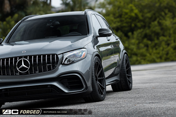 Фото дисков BC Forged EH173 Черный матовый на Mercedes-Benz GLC (X253, C253)