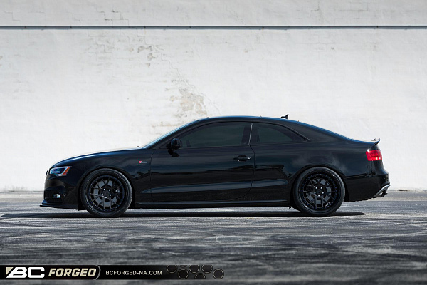 Фото дисков BC Forged LE72 // MLE72 Глянцевый темный лак на Audi A/S/RS 5 (8T)