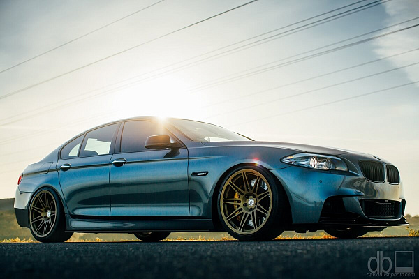 Фото дисков HRE 301M Сатиновое золото на BMW 5/M5 (F10)