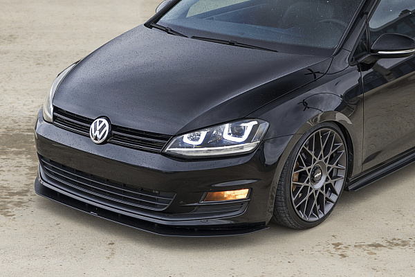 Фото дисков Rotiform BLQ Сатиновый графит на Volkswagen Golf VII