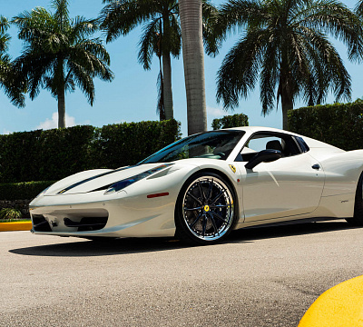 Фото дисков HRE S104SC на Ferrari 458
