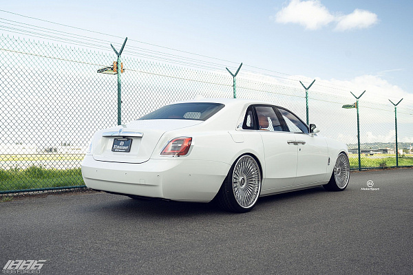Фото дисков 1886 Wheels G007 Полированный лак на Rolls-Royce Ghost II