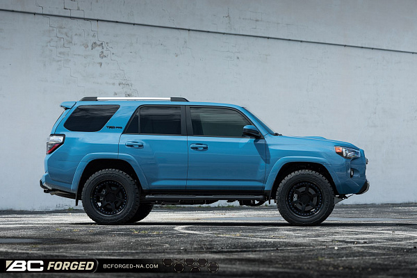 Фото дисков BC Forged LE61 // MLE61 Черный матовый на Toyota 4Runner V