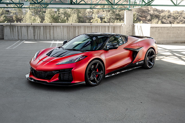 Фото дисков MRR F23 Черный глянец на Chevrolet Corvette C8