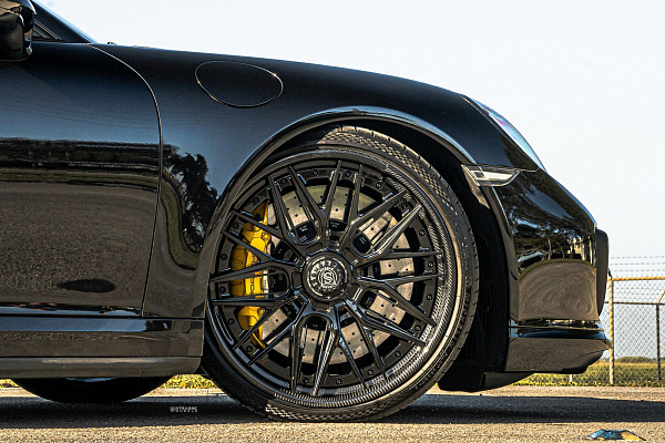 Фото дисков Strasse Wheels SV10M-RS Deep Concave FS Другой цвет на Porsche 911 VII