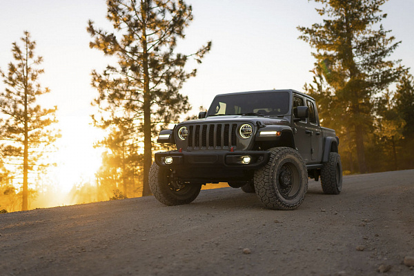 Фото дисков Black Rhino ABRAMS Матовый графит на Jeep Gladiator II (JT)