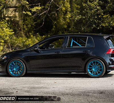 Фото дисков BC Forged RS43 на Volkswagen Golf VII
