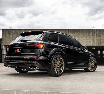 Фото дисков Vossen HF-7 на Audi Q7 (4M)