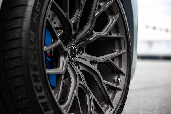 Фото дисков Brixton Forged PF13 R / RS Сатиновый темный лак на BMW X5/X5 M (G05/G18/F95)