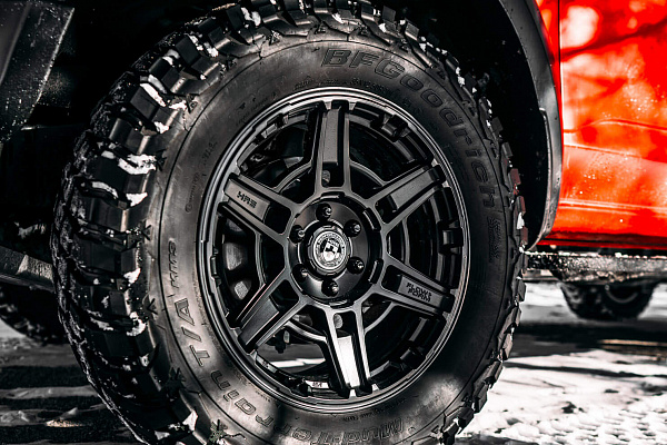 Фото дисков HRE FT1 Черный сатин на Ford F-150 XIII