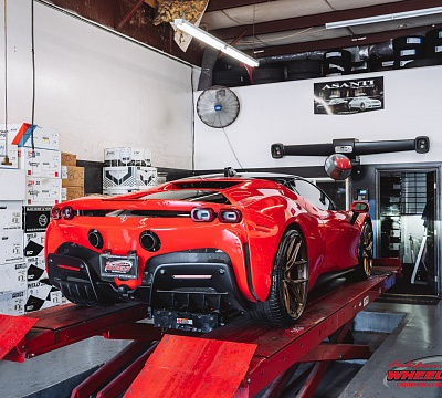 Фото дисков Vossen HF-5 на Ferrari SF90