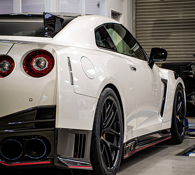 Фото дисков HRE R101 Lightweight на Nissan GT-R