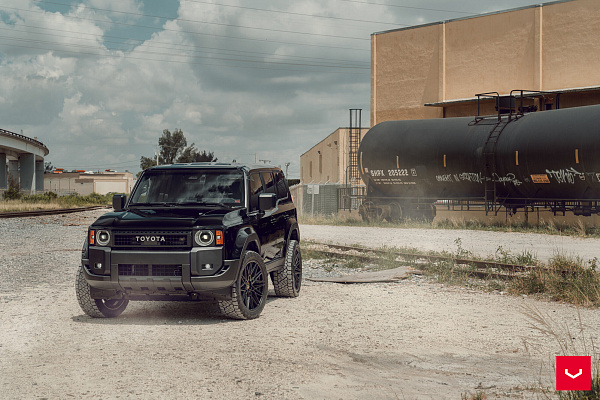 Фото дисков Vossen HF6-5 Черный сатин на Toyota Land Cruiser Prado 250