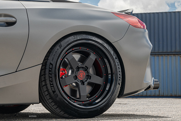 Фото дисков Strasse Wheels S5 Competition Черный сатин на BMW Z4 (G29)