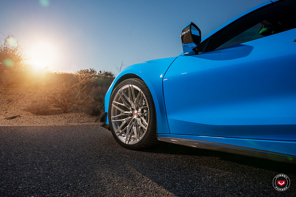 Фото дисков Vossen S21-02 Глянцевый тонированный лак на Chevrolet Corvette C8