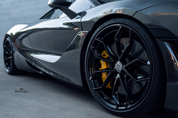 McLaren 720S