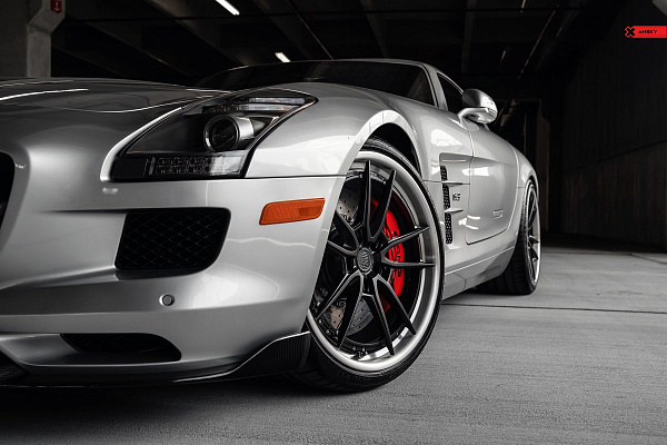 Фото дисков Anrky AN34 Черный сатин на Mercedes-Benz SLS AMG