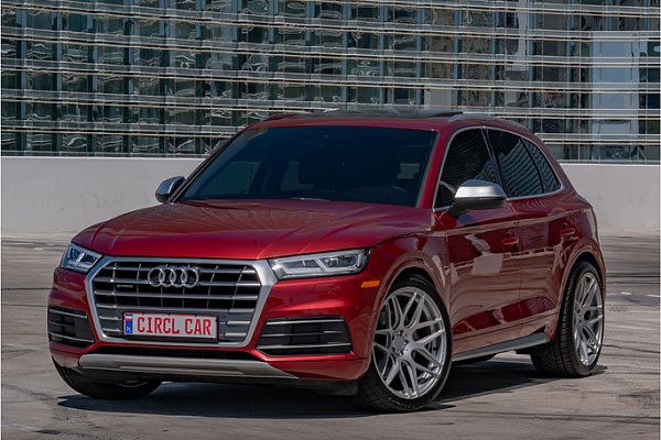 Фото дисков MRR FS01 Серебро на Audi Q5 (FY)