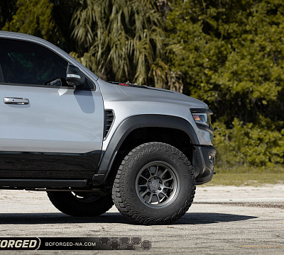 Фото дисков BC Forged TD01 на Ram 1500 V