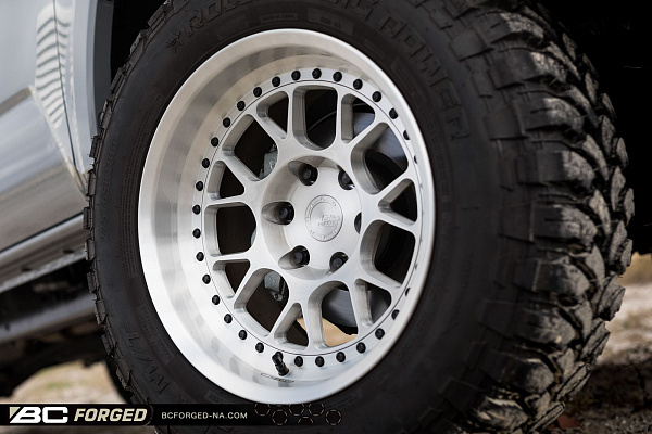 Фото дисков BC Forged LE72 // MLE72 Глянцевый лак на Toyota Tacoma III