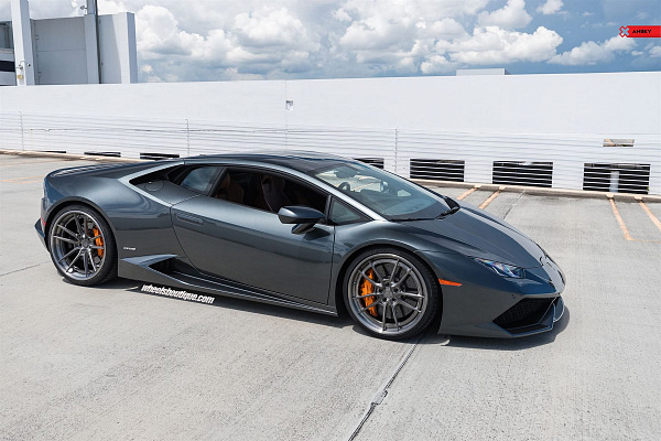 Фото дисков Anrky AN34 Глянцевый тонированный лак на Lamborghini Huracan