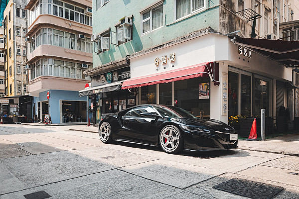 Фото дисков Brixton Forged TR05 AERO1 Сатиновый лак на Acura NSX II