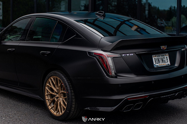 Фото дисков Anrky AN10 Сатиновое темное золото на Cadillac CT5