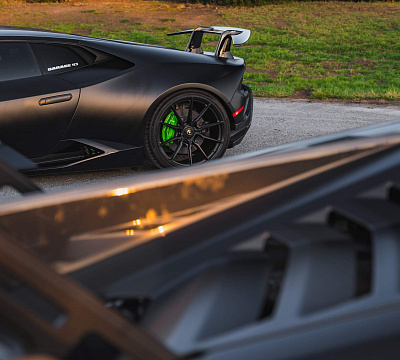 Фото дисков HRE P104SC на Lamborghini Huracan