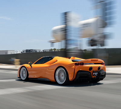 Фото дисков HRE S201H на Ferrari SF90
