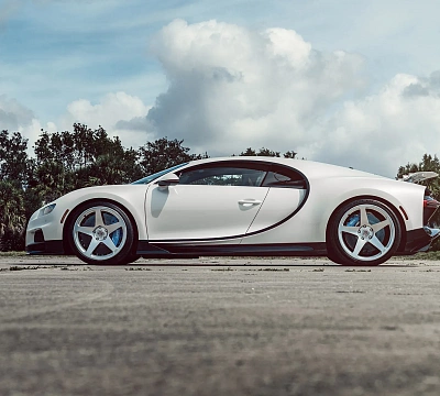 Фото дисков 1886 Wheels S005 на Bugatti Chiron
