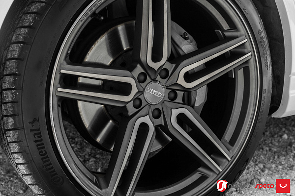 Фото дисков Vossen HF-1 Сатиновый графит на Audi Q7 (4M)