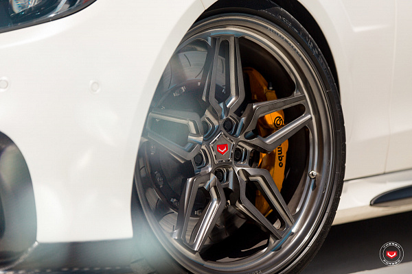 Фото дисков Vossen ML-X1 Глянцевый темный лак на Mercedes-Benz E-Class (W212, S212, C207)