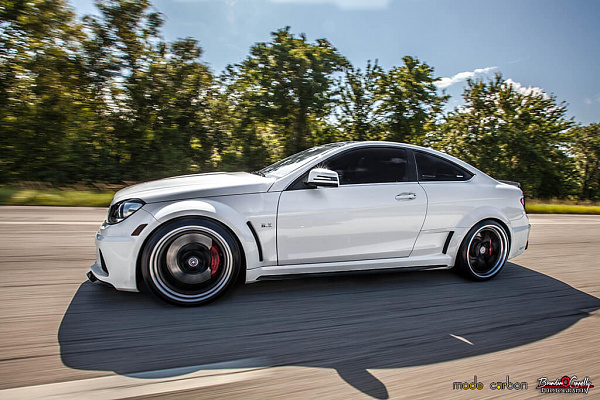 Фото дисков HRE S101 Черный сатин на Mercedes-Benz C-Class (W204)