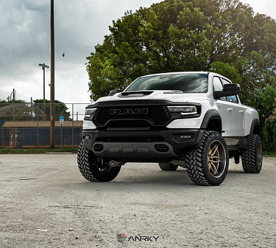 Фото дисков Anrky AN36 на Ram 1500 V