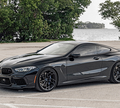 Фото дисков Strasse Wheels SB1 Deep Concave Duoblock на BMW 8/M8