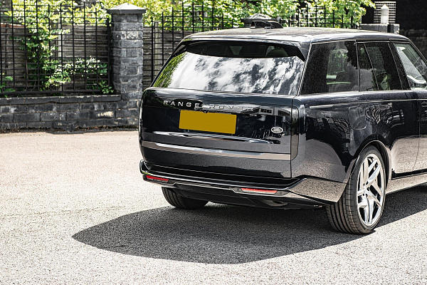 Фото дисков Kahn Type 52 RS Глянцевый тонированный лак на Range Rover V
