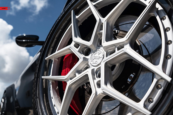 Фото дисков Anrky S3-X4 Сатиновый лак на Aston Martin Vantage 4