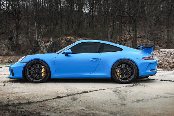 Фото дисков Brixton Forged PF7 Сатиновый темный лак на Porsche 911 VII