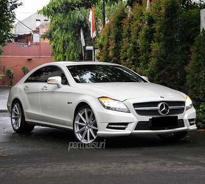 Фото дисков Vossen VFS-10 на Mercedes-Benz CLS (C218)